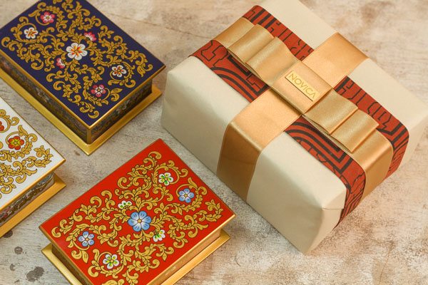 NOVICA's Premium Gift Wrap