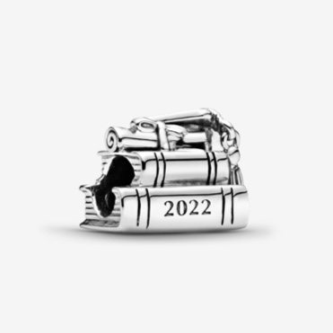 2022 Graduation Charm