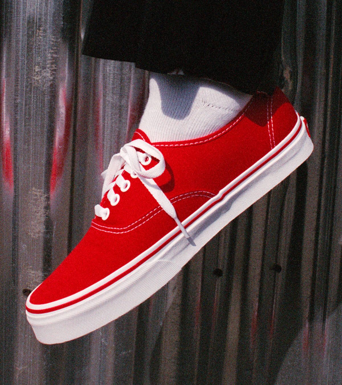 SHOP AUTHENTICS