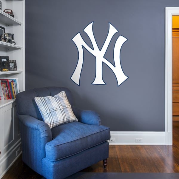 https://www.fathead.com/mlb/new-york-yankees/yankees-logo-master-series2/