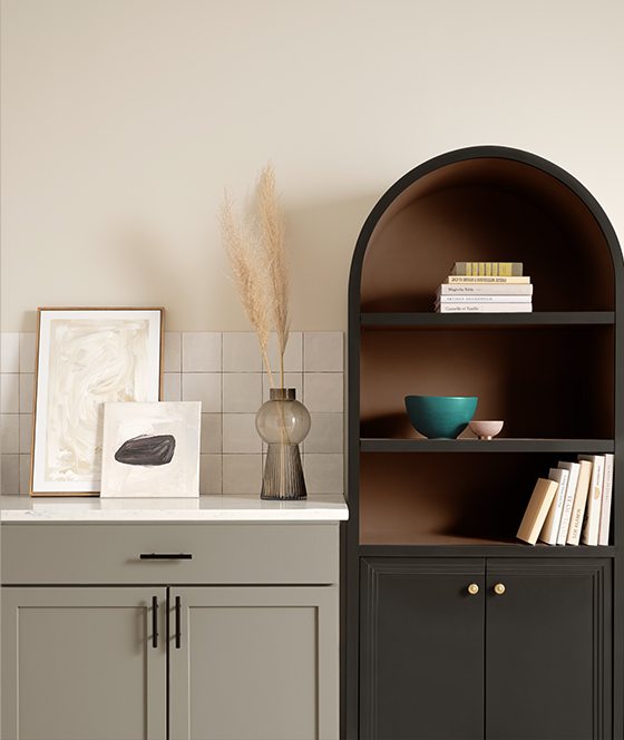 Image of a bookshelf nook painted in Java
