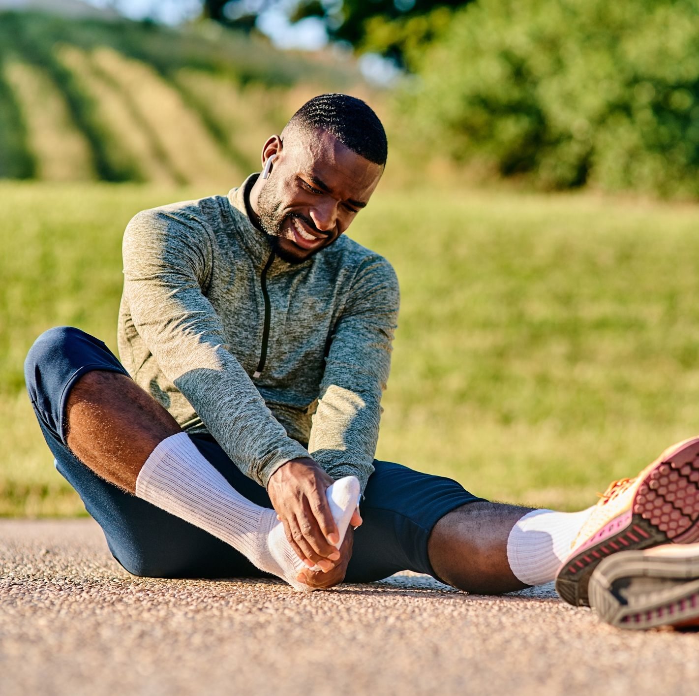 5 Reasons You Might Feel Pain on the Top of Your Foot While Running
