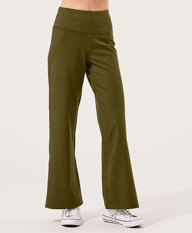 Split-Hem Lounge Pant in Army Green
