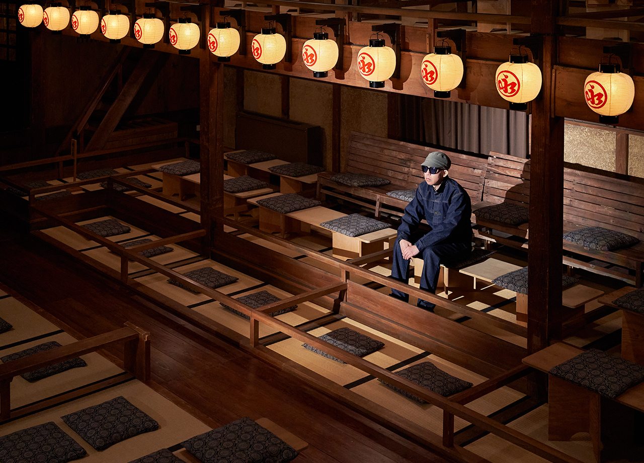 CONNECTING THE PAST TO THE PRESENT. THIS CAMPAIGN BRINGS OUR MODERN RECREATIONS TO LIFE IN A HISTORIC JAPANESE SETTING