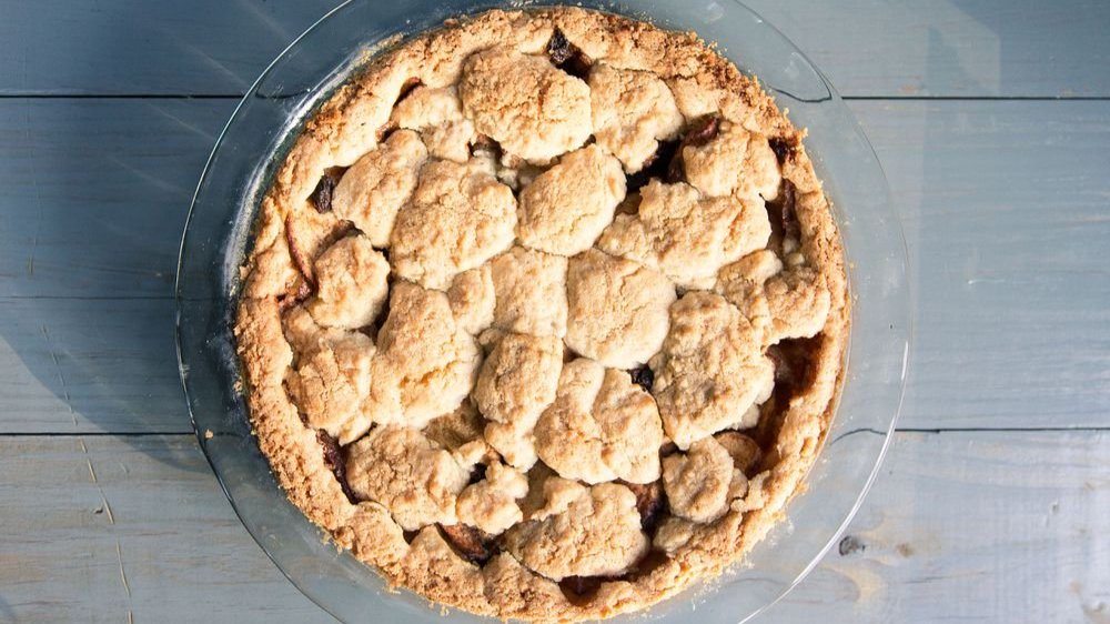 Nanny's Rosh Hashanah Apple Cake