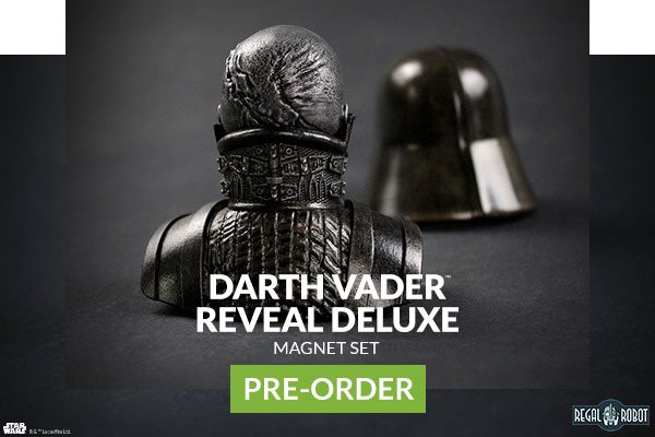 Darth Vader Reveal Deluxe Magnet Set (Regal Robot)