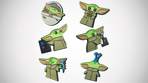 Limited Edition The Mandalorian The Child 6-Pin Set