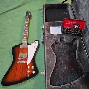 *** Pristine *** Firebird Electric Guitar - Vintage Sunburst *** upgraded locking tuners (+originals), ships free in hard Epiphone case ***