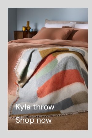 Kyla throw