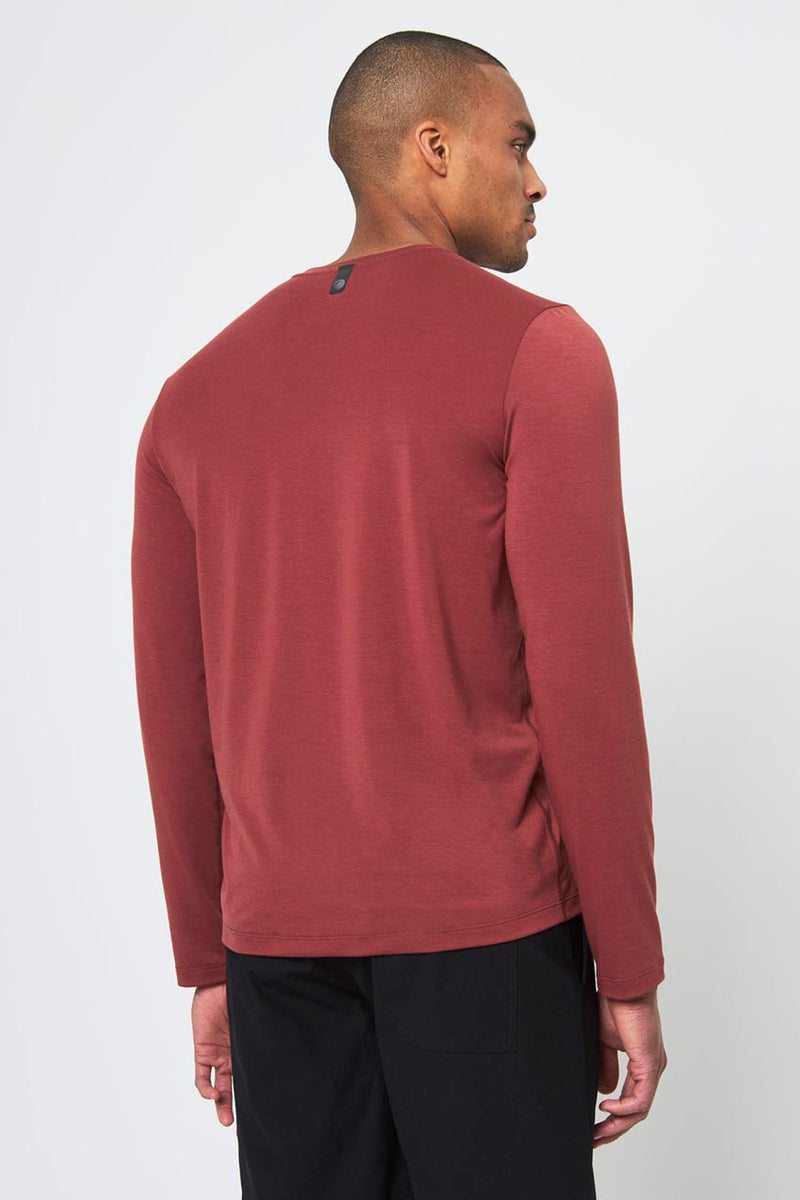 Dynamic Recycled Polyester Stink-Free Long Sleeve