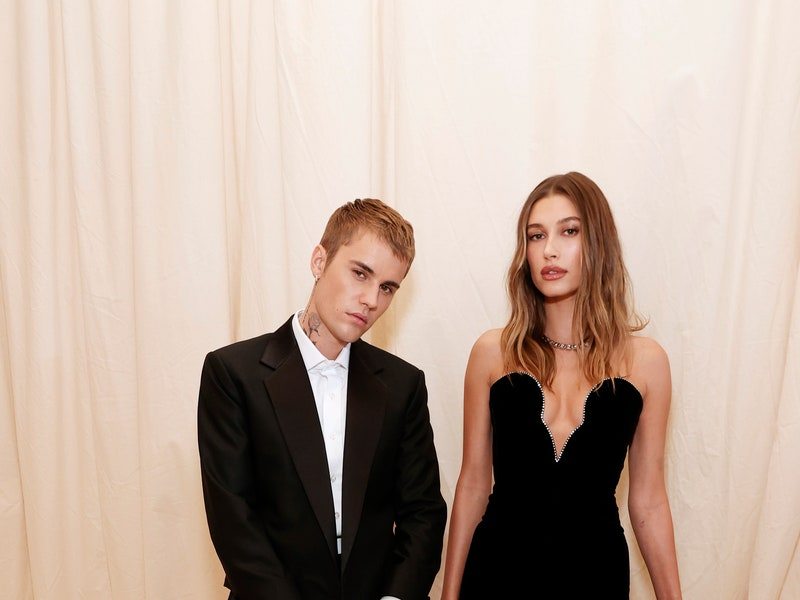 NEW YORK, NEW YORK - SEPTEMBER 13: Justin Bieber and Hailey Bieber attend The 2021 Met Gala Celebrating In America: A Lexicon Of Fashion at Metropolitan Museum of Art on September 13, 2021 in New York City. (Photo by Arturo Holmes/MG21/Getty Images)