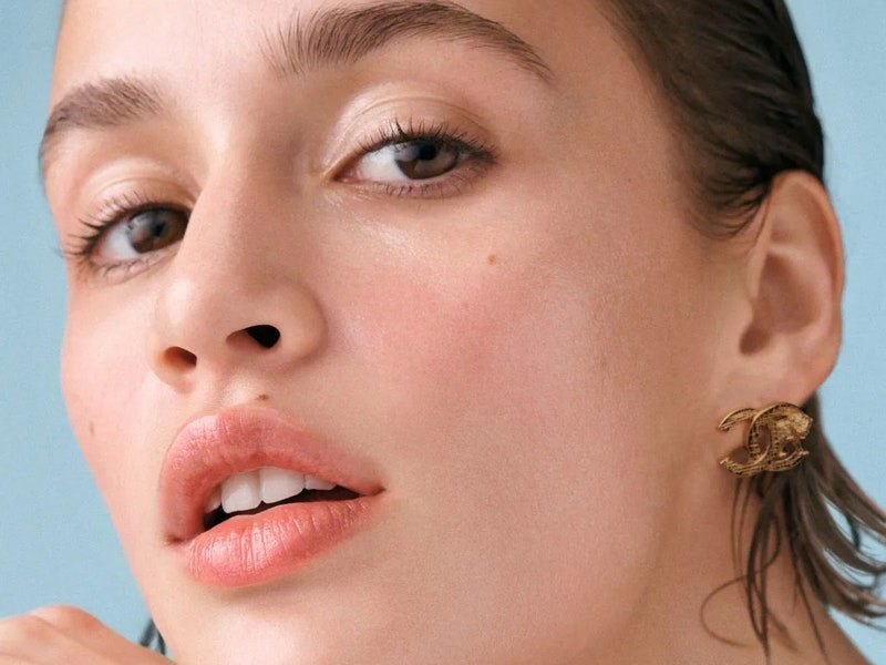 Chanel’s New Lip Serum Is the Lipstick Primer I Didn’t Know I Needed