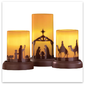 Celebrate the Christmas season with this beautiful 3-piece candle set.