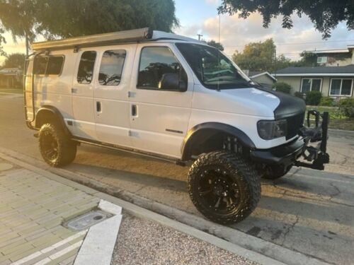 Campervan Owner Knows What He's Selling, and It's Not the Van Life You Think