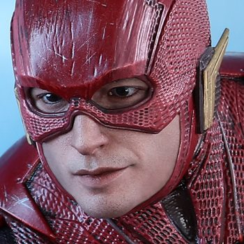 The Flash Sixth Scale Figure by Hot Toys