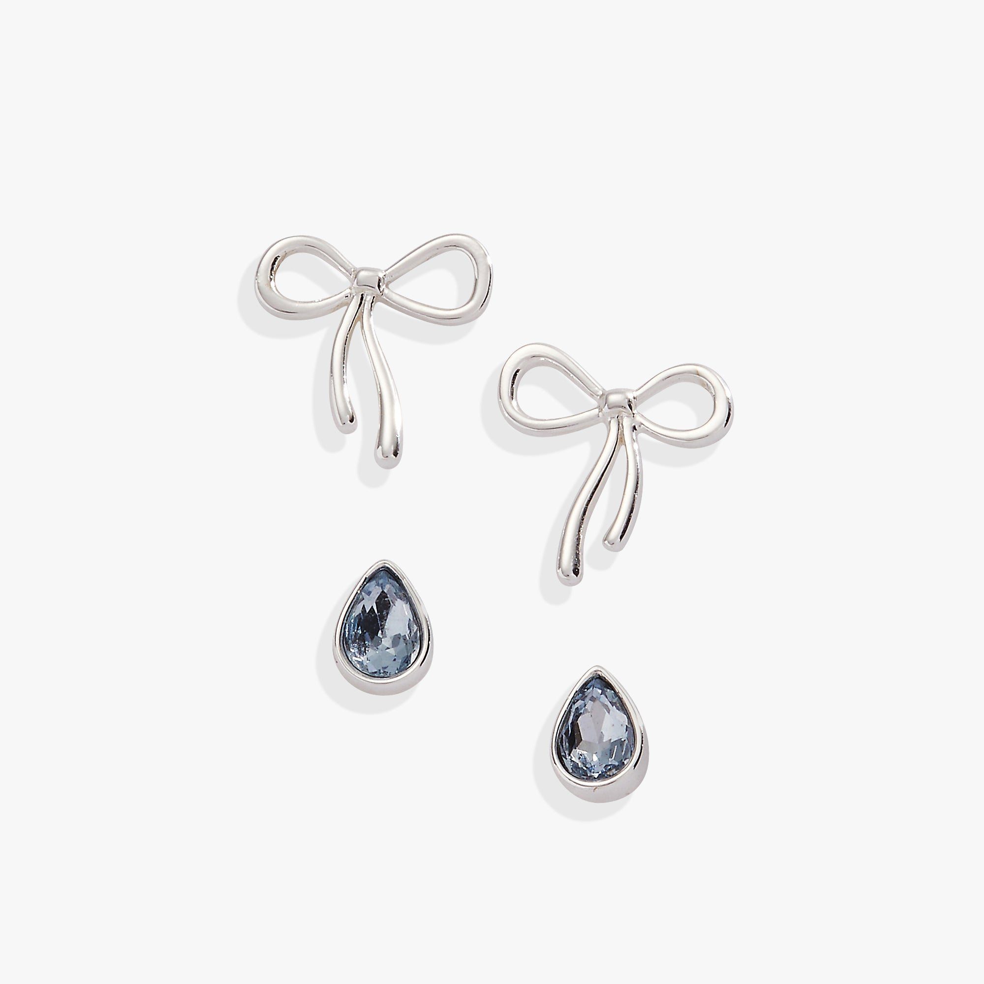 Image of Bow & Teardrop Stud Earring Set