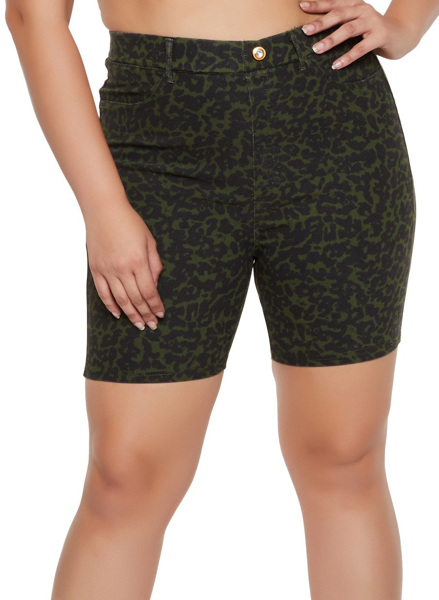 Plus Size Pull On Leopard Bermuda Shorts