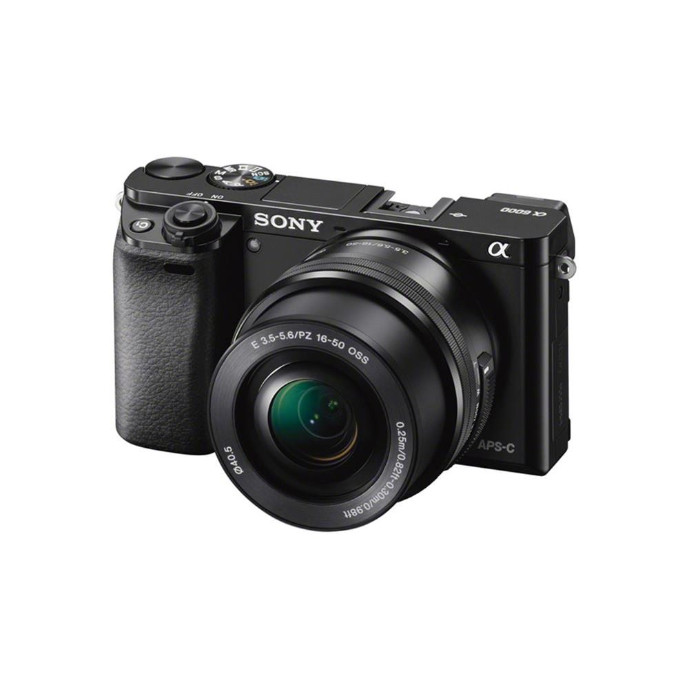 CANON EOS 80D W/EF-S 18-135 IS USM LENS