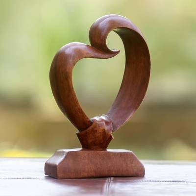 Heart Bond' Sculpture