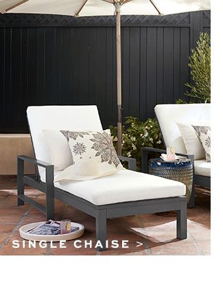 SINGLE CHAISE >