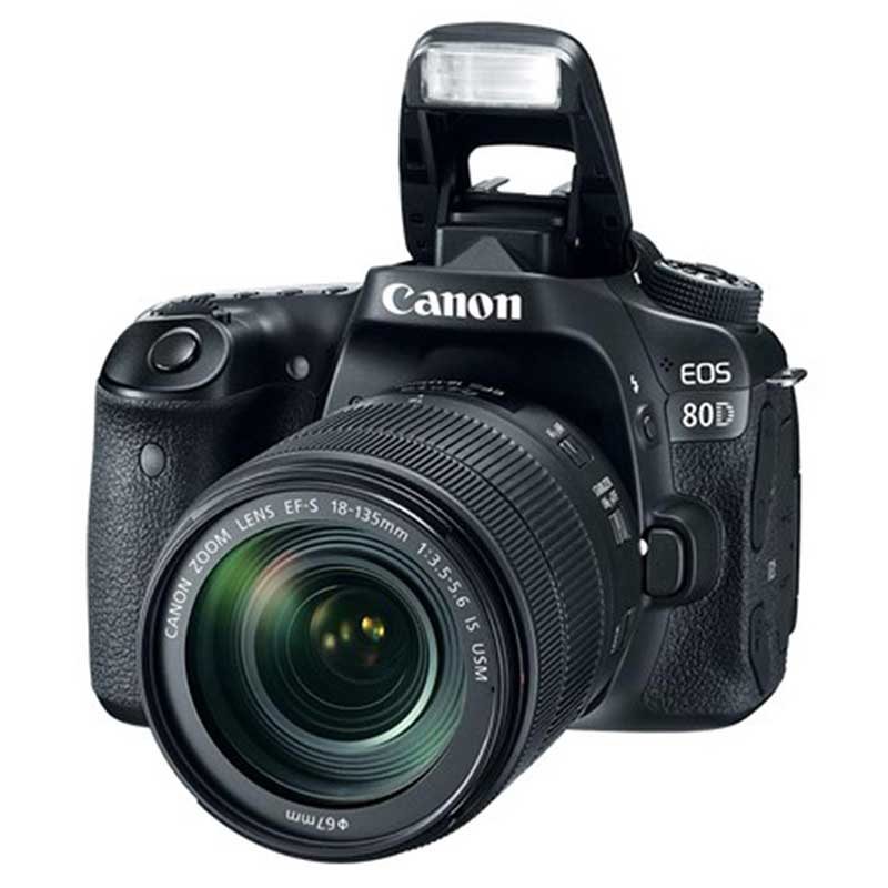 CANON EOS 80D W/EF-S 18-135 IS USM LENS