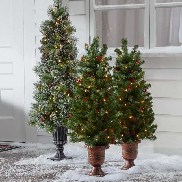 4-foot pre-lit pine artificial porch Christmas Tress