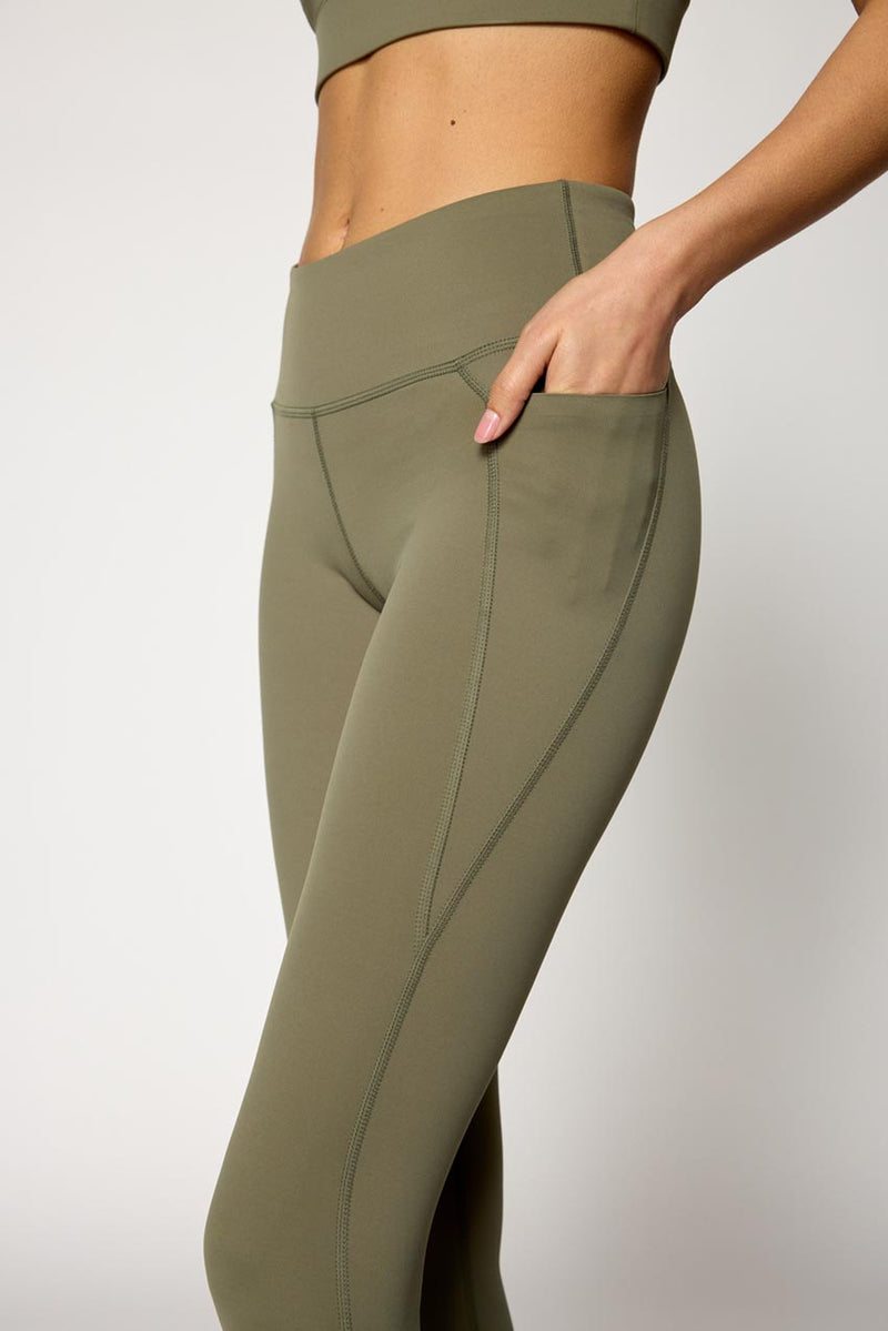 Vital Mid-Waisted 26" Side Pocket Legging