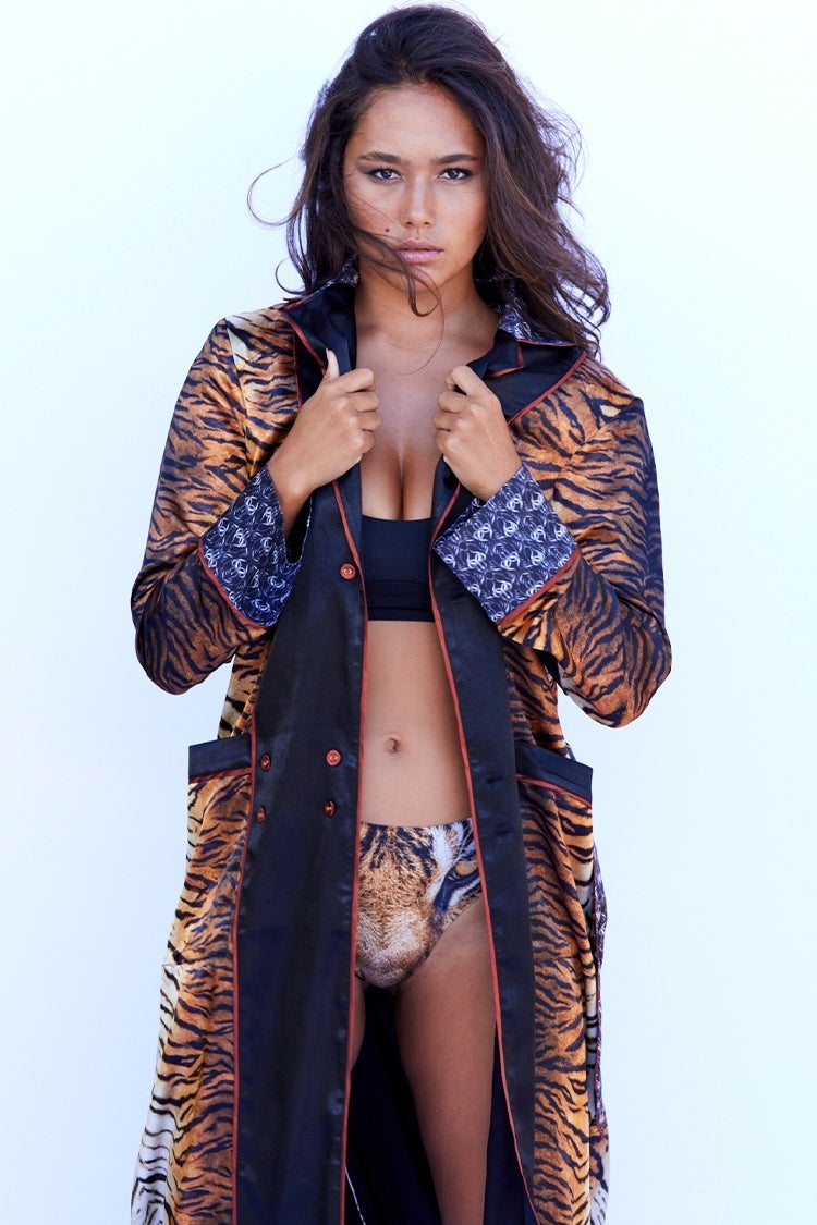 Image of HAHT Solo Robe | Eye Of The Tiger