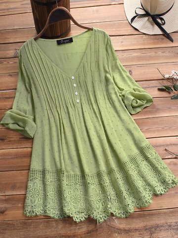 Jacquard Pleated Lace Hollow Blouse