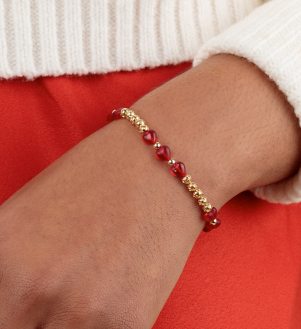 Crystal Heart Stretch Bracelet in Red | Shop Now