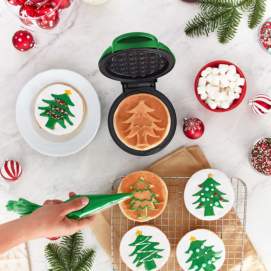 You Can Make Holiday-Shaped Mini Waffles Using This $15 Iron