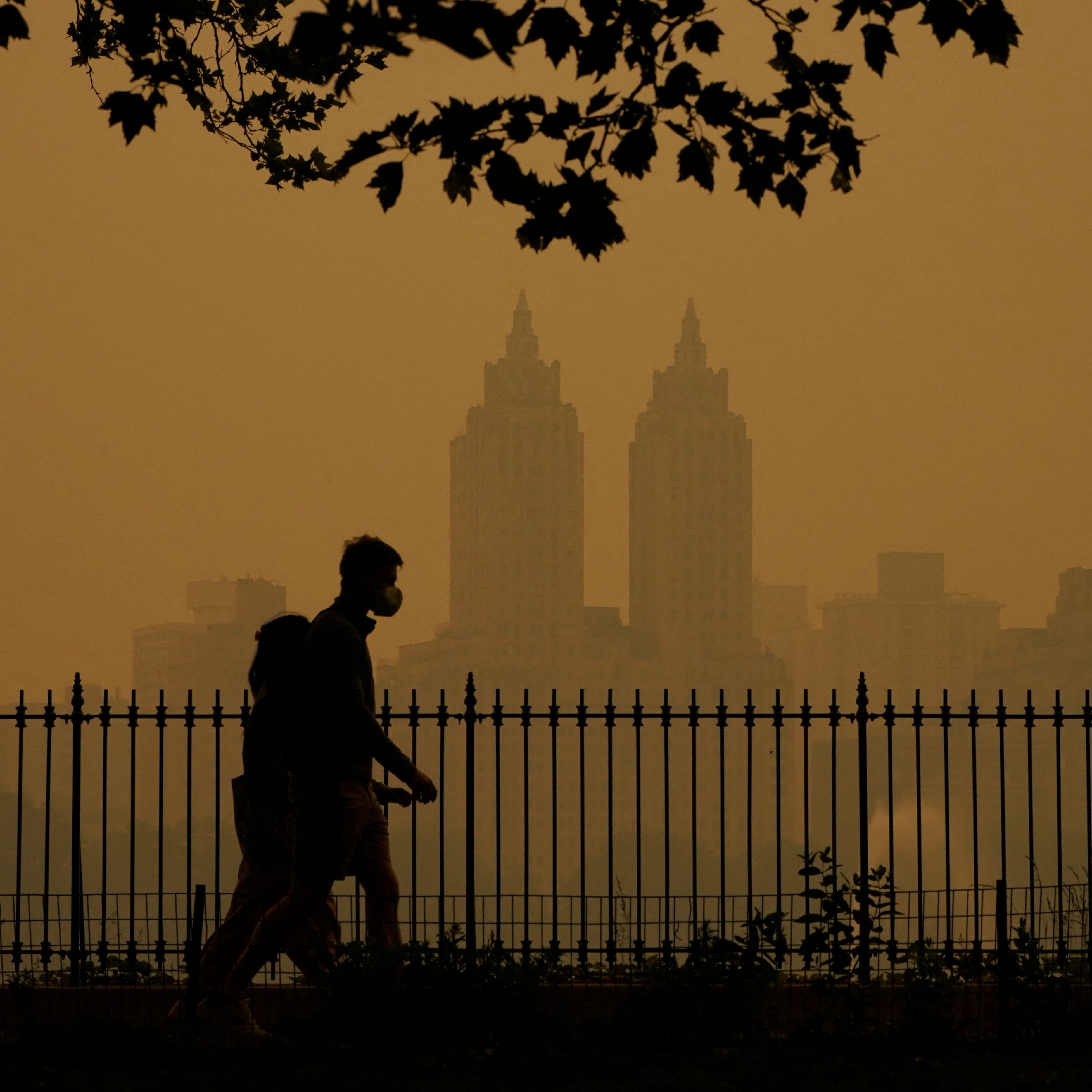 What to Know About the Dangerous Air Quality in the U.S. Right Now