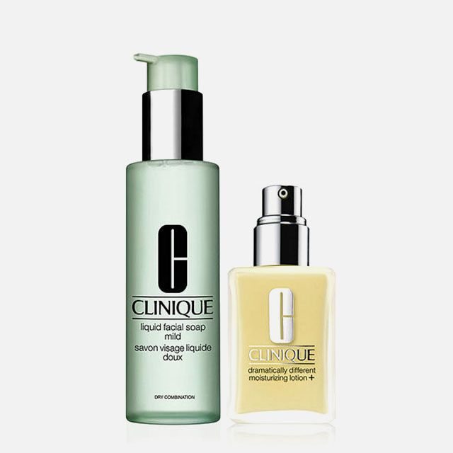 Clinique Facial Soap & Dramatically Different Moisturising Lotion+ with Gift