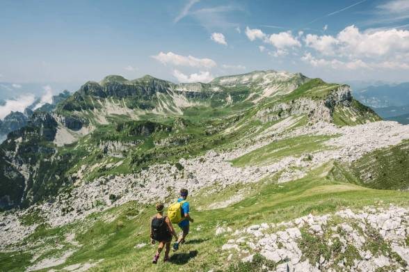 Free Gear Fridays: Win a Pair of Hiking Boots From AKU!
