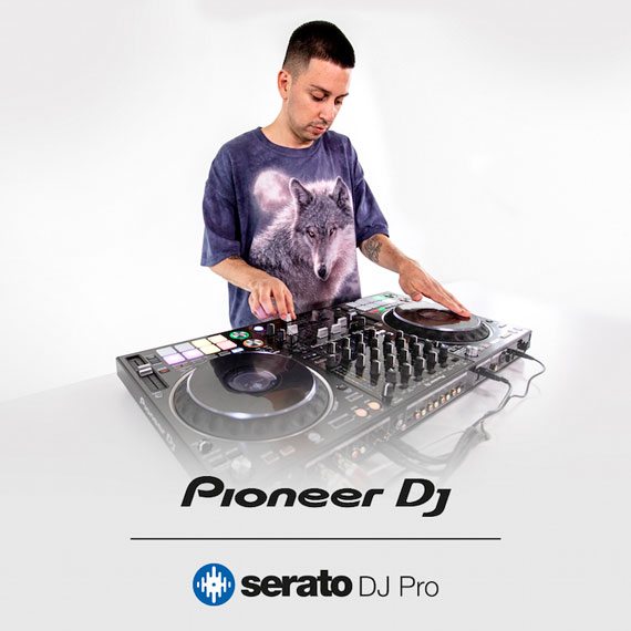 Look Closer: Pioneer DDJ-1000<strong>SRT</strong> Serato DJ Controller