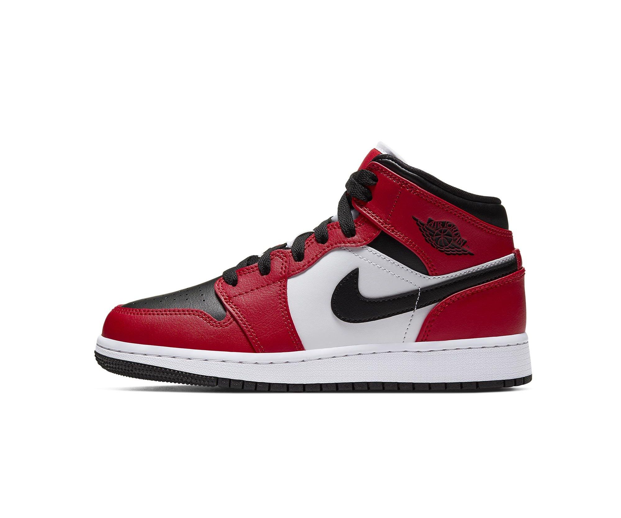 Air Jordan 1 Mid GS “Chicago Black Toe”