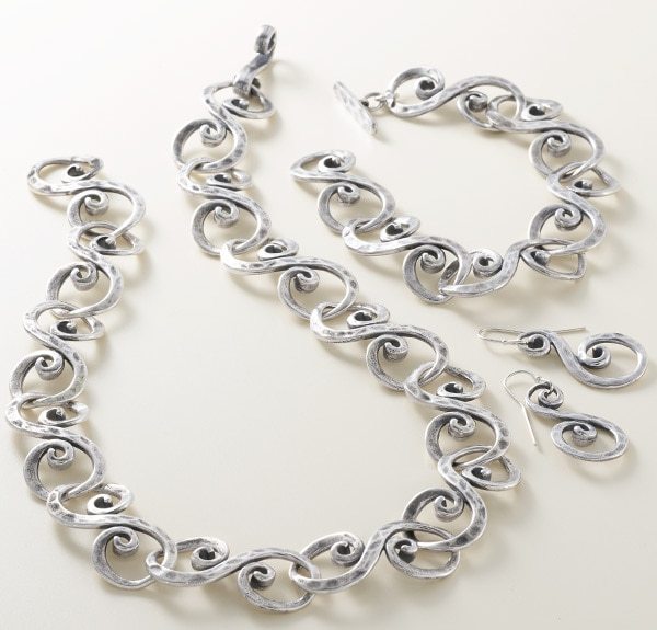 Forged Gentle Waves Bracelet