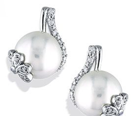 Cultured Pearl Earrings