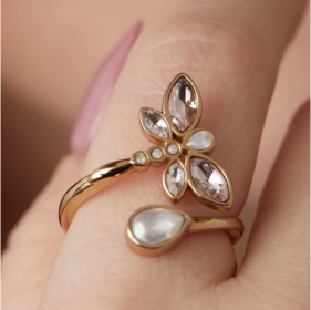 Crystal Dragonfly Ring| Shop Now