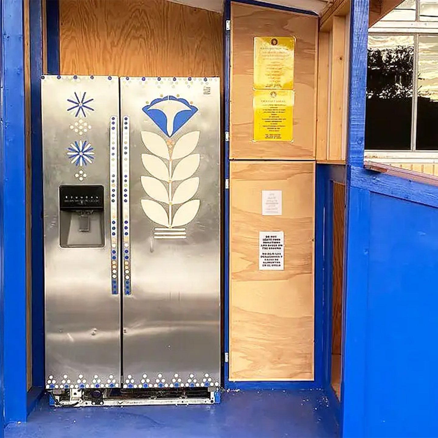 As Temperatures Soar, Food Fridges Come to the Rescue