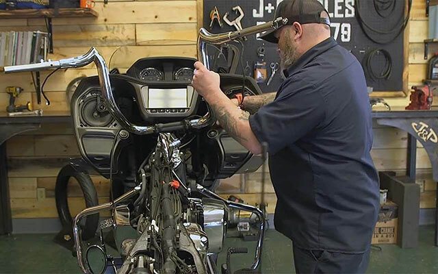 Indian Challenger Handlebar Install