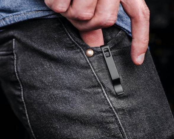 Fast-Swap Handle Scales: Knafs Launches First Knife on Kickstarter