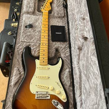 American Professional II Stratocaster Electric Guitar - Anniversary 2-color Sunburst, Rosewood Fingerboard