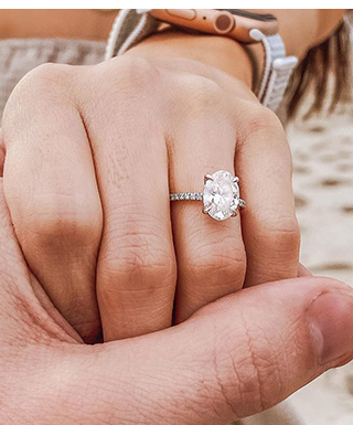 Luxe Viviana Diamond Engagement Ring