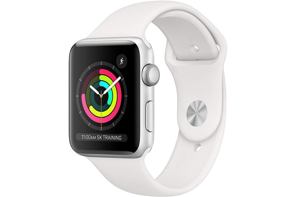 Best Budget Smartwatch for iPhone: Apple Watch Series 3