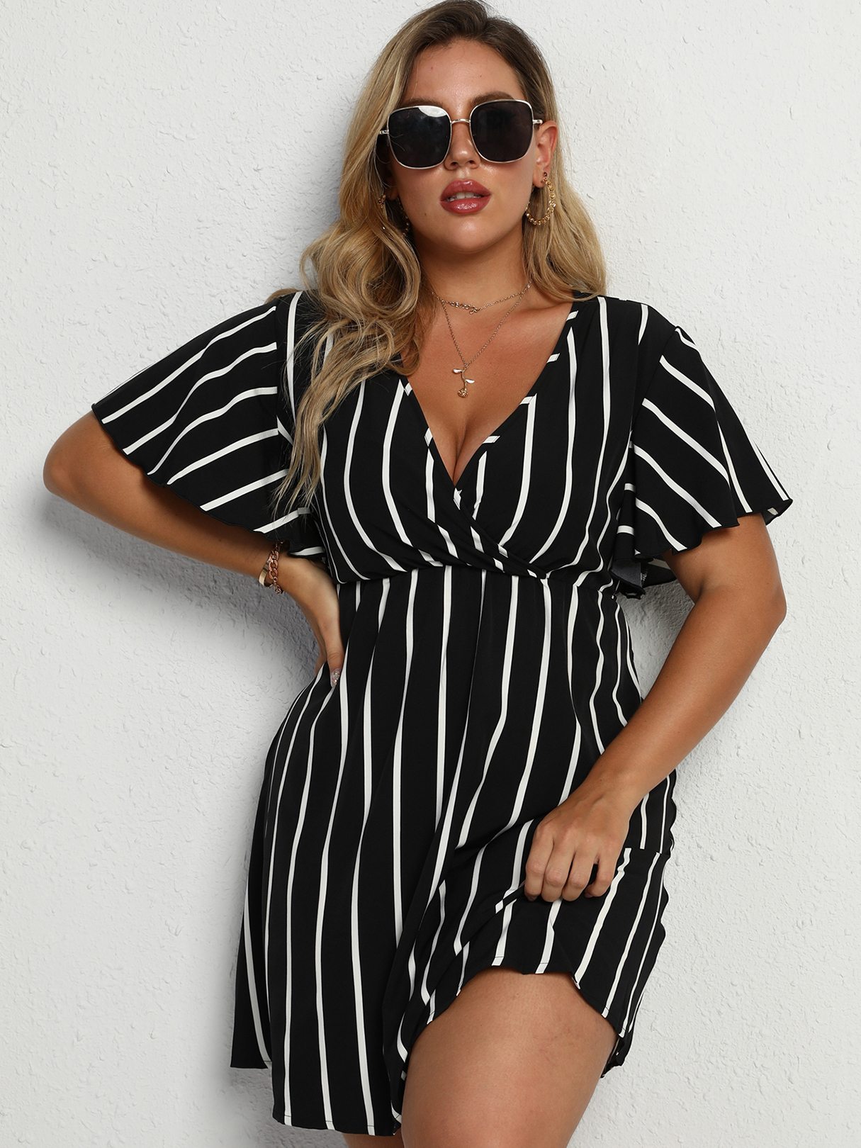 V-neck Striped Crossed Front Design Short Sleeves Dress