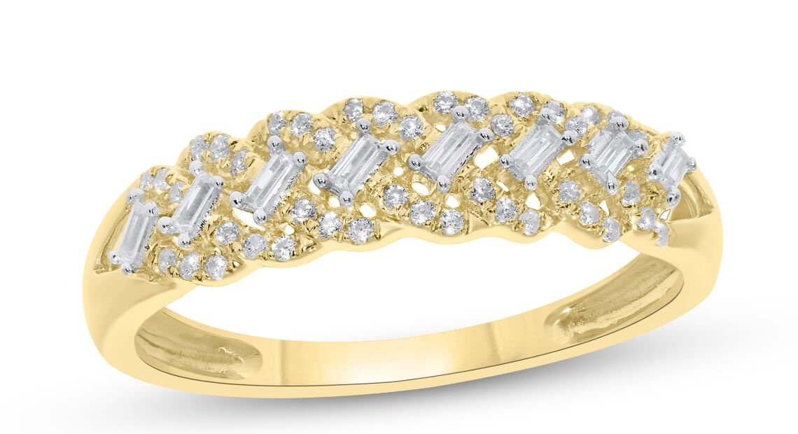 Diamond Anniversary Ring 1/5 ct tw Baguette & Round-cut 10K Yellow Gold