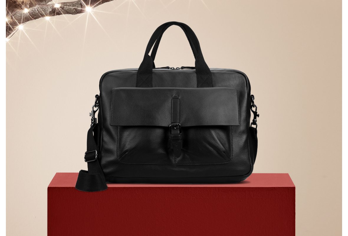 Links to bag The Banks in black