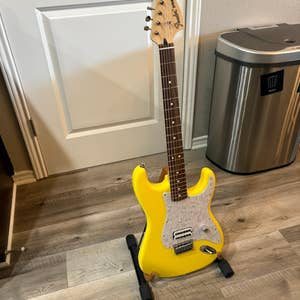 Tom DeLonge Stratocaster Electric Guitar - Graffiti Yellow