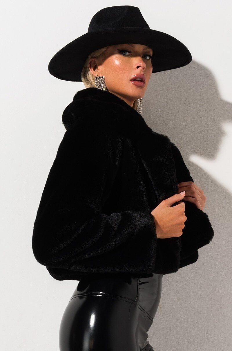 MI AMOR PLUSH FAUX FUR JACKET